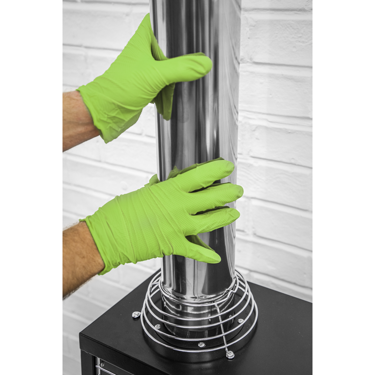 Sealey SSP54L Diamond Grip Extra-Thick Nitrile Powder-Free Gloves, Hi-Vis Green, Large - Pack of 50