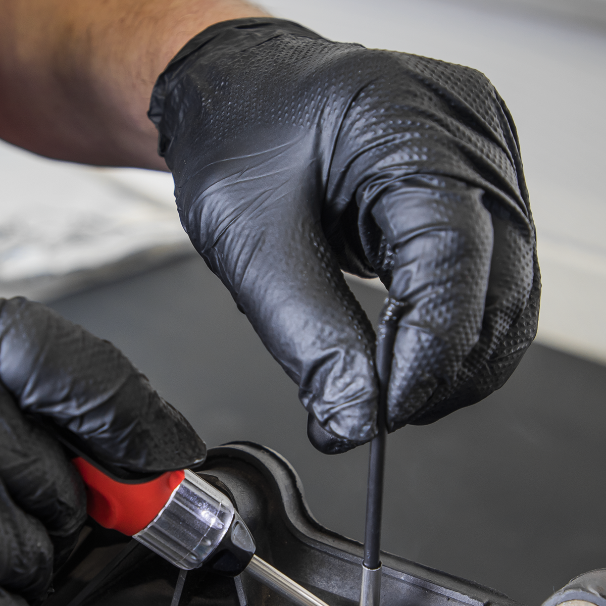 Sealey SSP57XL Diamond Grip Extra-Thick Nitrile Powder-Free Gloves, Black, X-Large - Pack of 50