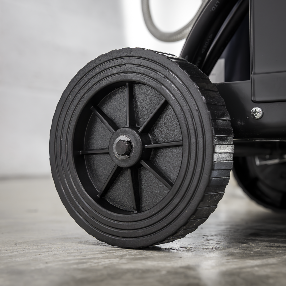 Sealey SUPERMIG130 Mini Portable Gas/Gasless MIG Welder 130A 230V