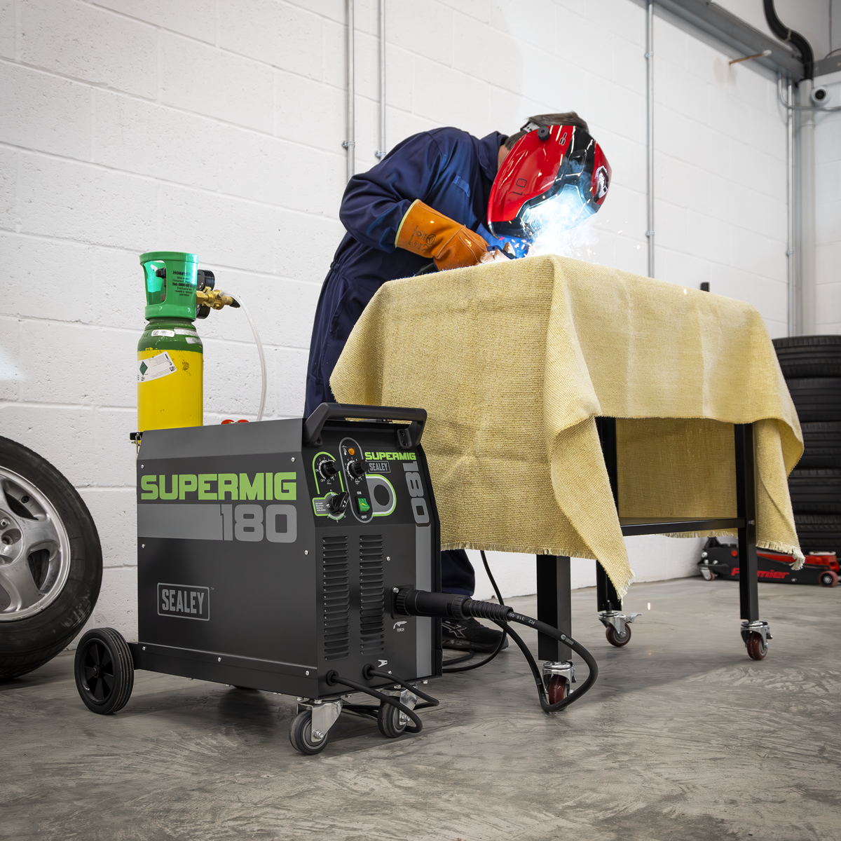 Sealey SUPERMIG180 Professional Gas/Gasless MIG Welder with Binzel® Euro Torch 180A 230V