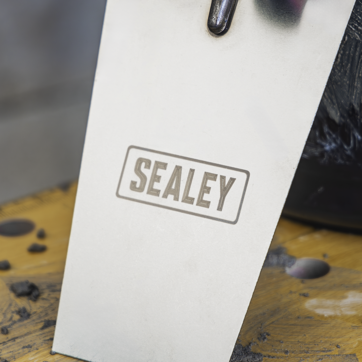 Sealey T1204 Stainless Steel Bucket Trowel with Rubber Handle 180mm