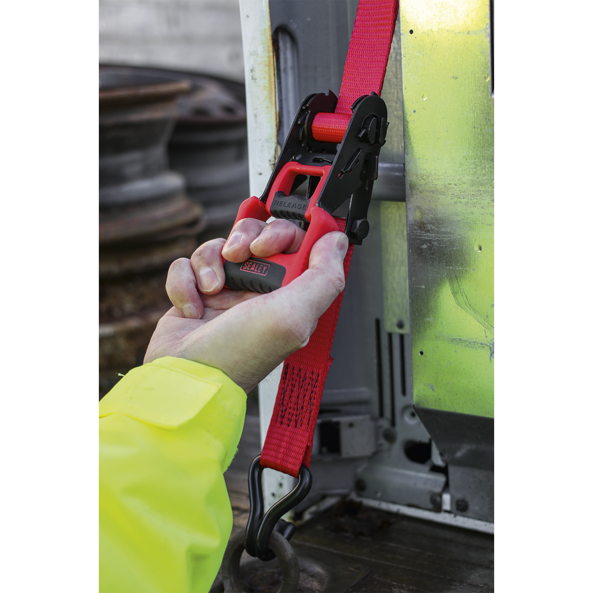 Sealey TD41248JD Ratchet Straps Polyester Webbing with J-Hooks 32mm x 4.9m 1200kg Breaking Strength - 2 Pairs