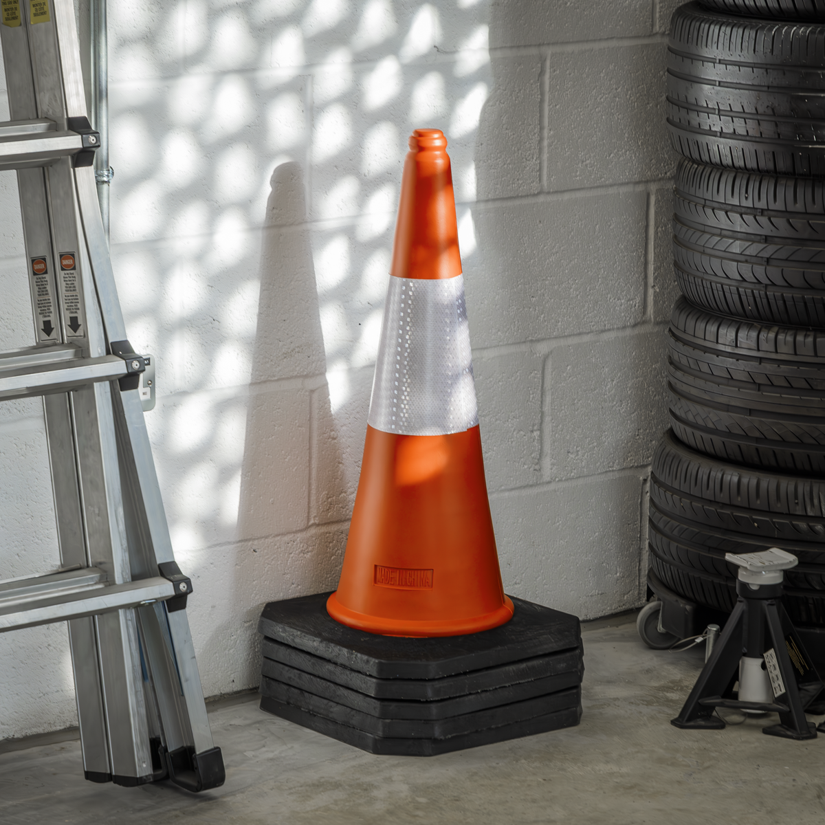 Sealey TFC05 Traffic Cone 75cm - Pack of 5