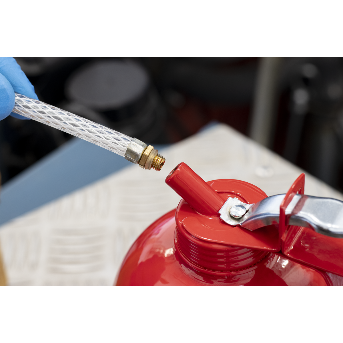 Sealey TP1000 Metal Oil Can with Flexible Spout 1000ml