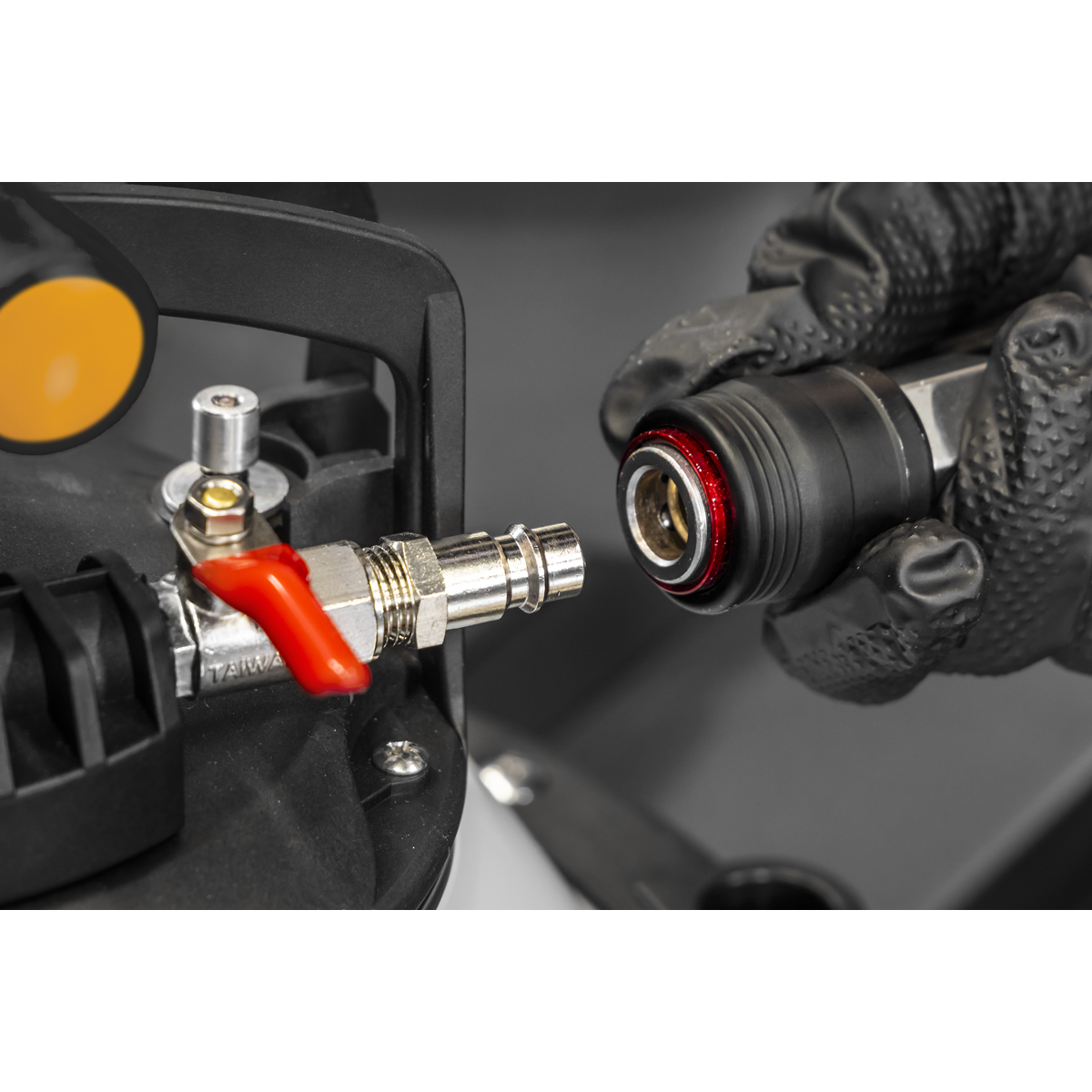 Sealey TP6909 Manual/Air Vacuum Oil & Fluid Extractor Pump 18L