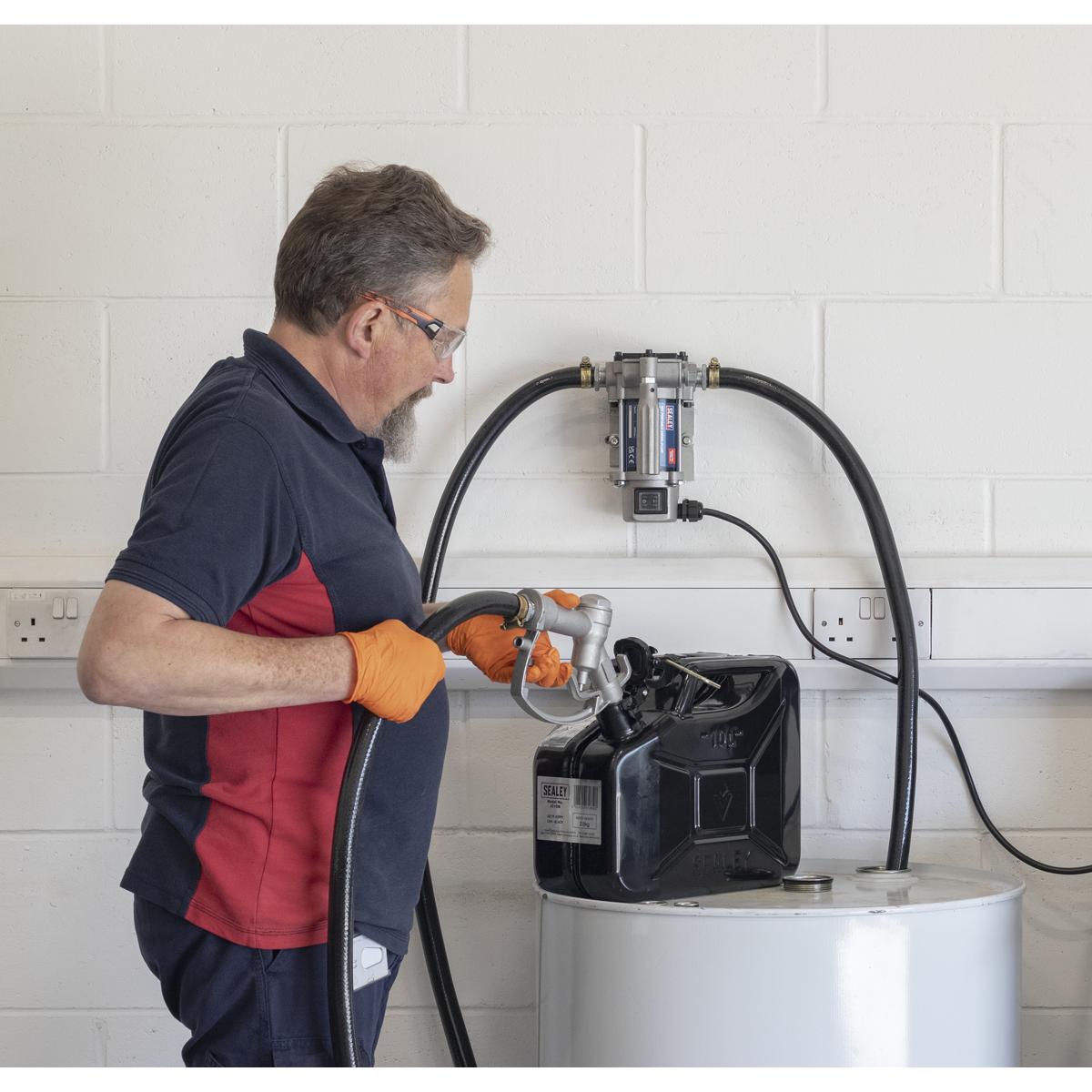 Sealey TP9624 Portable Diesel/Fluid Transfer Pump 24V