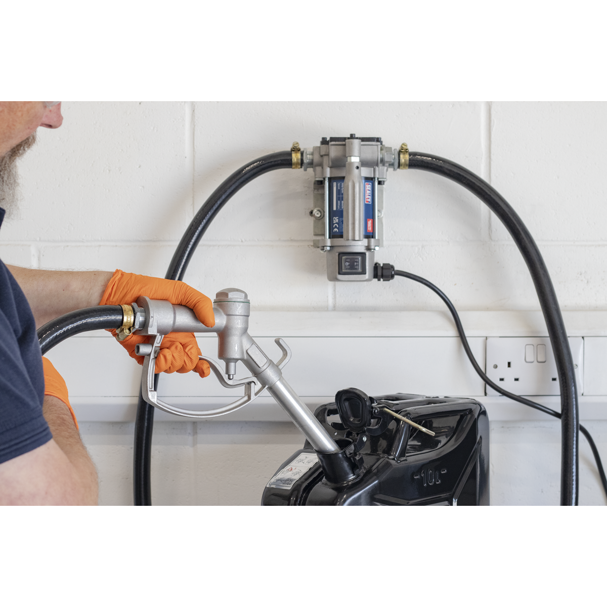 Sealey TP9624 Portable Diesel/Fluid Transfer Pump 24V