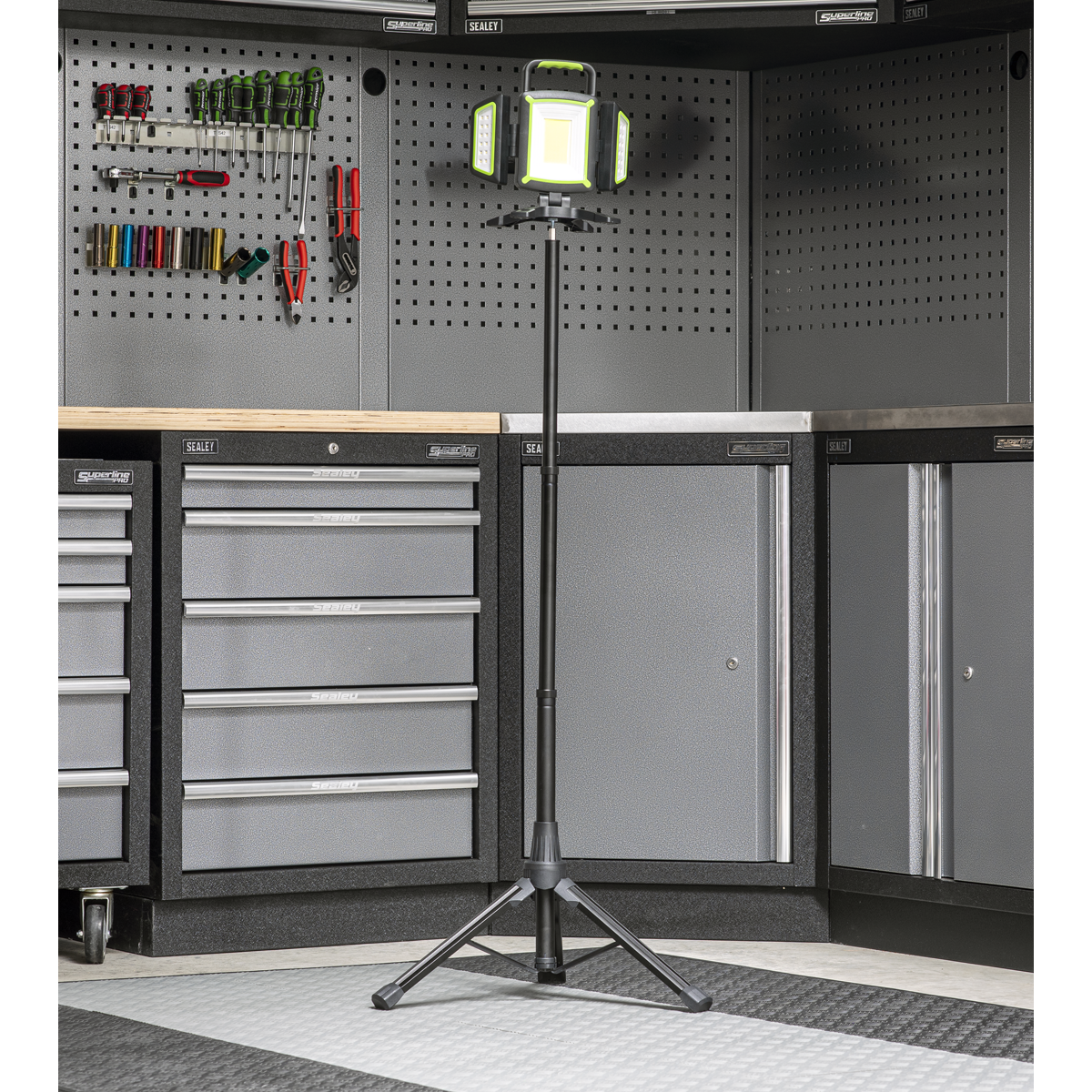 Sealey TRI01 Telescopic Tripod 1.2m