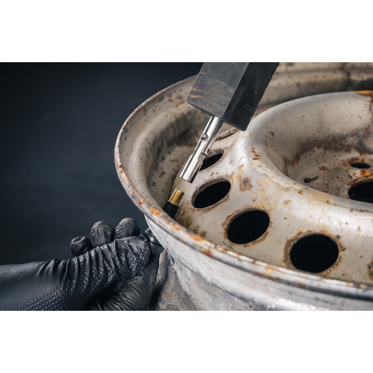 Sealey TST20 Universal Wheel Valve Installer