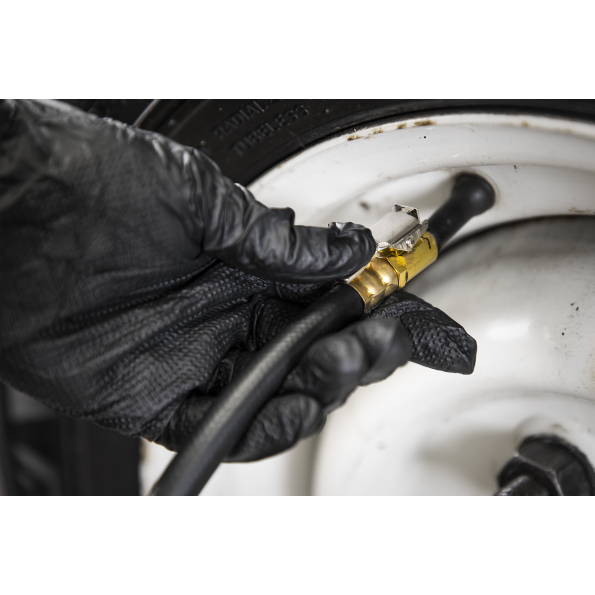 Sealey TST/PG6 Tyre Pressure Gauge with Clip-On Chuck