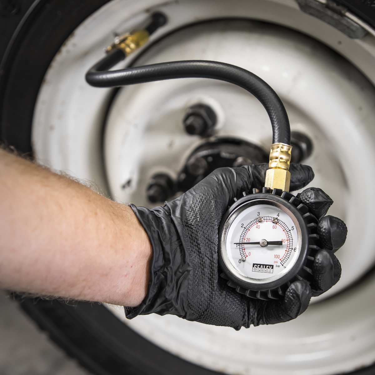 Sealey TST/PG6 Tyre Pressure Gauge with Clip-On Chuck