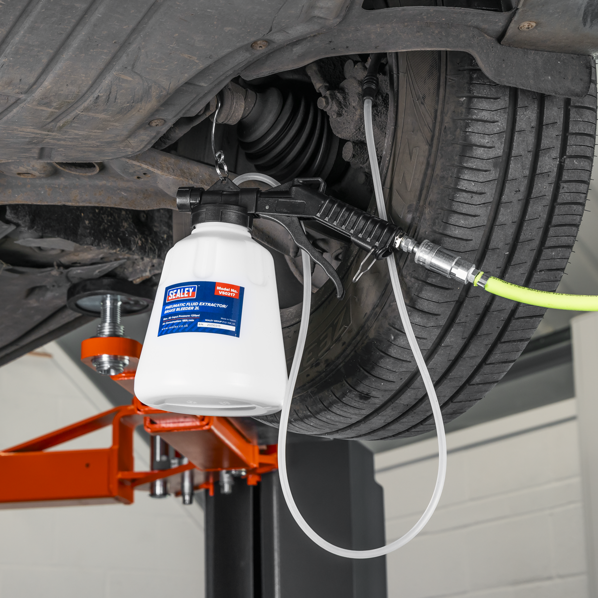 Sealey VS0217 Pneumatic Fluid Extractor/Brake Bleeder 2L