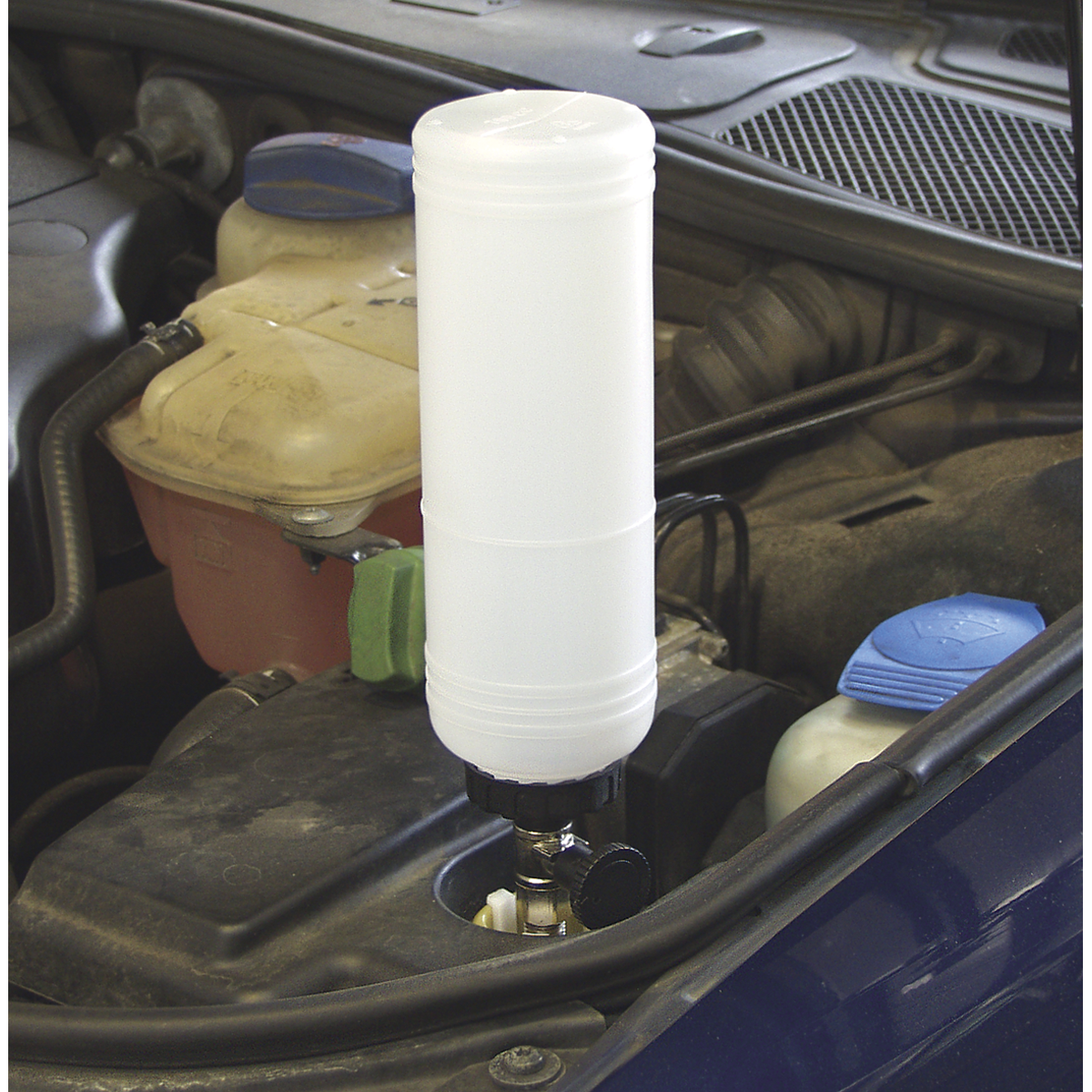 Sealey VS021 Pneumatic Vacuum Brake & Clutch Bleeder 1L