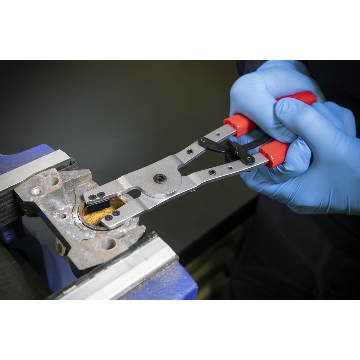 Sealey VS1806R Ratchet Pliers Motorcycle Brake Piston Removal