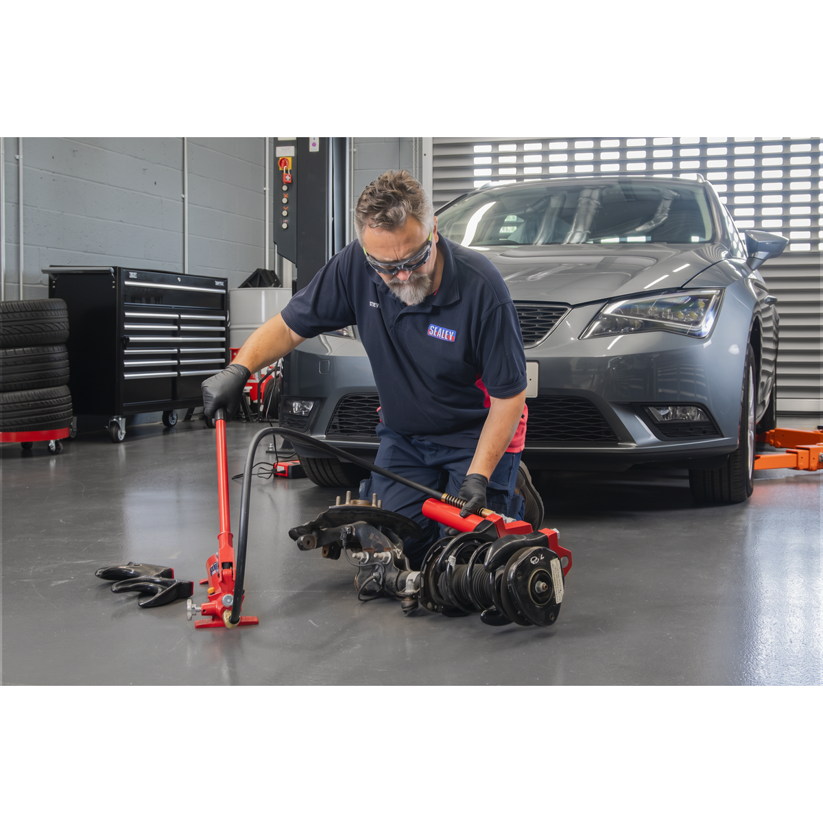 Sealey VS7011 Hydraulic Coil Spring Compressor 1000kg