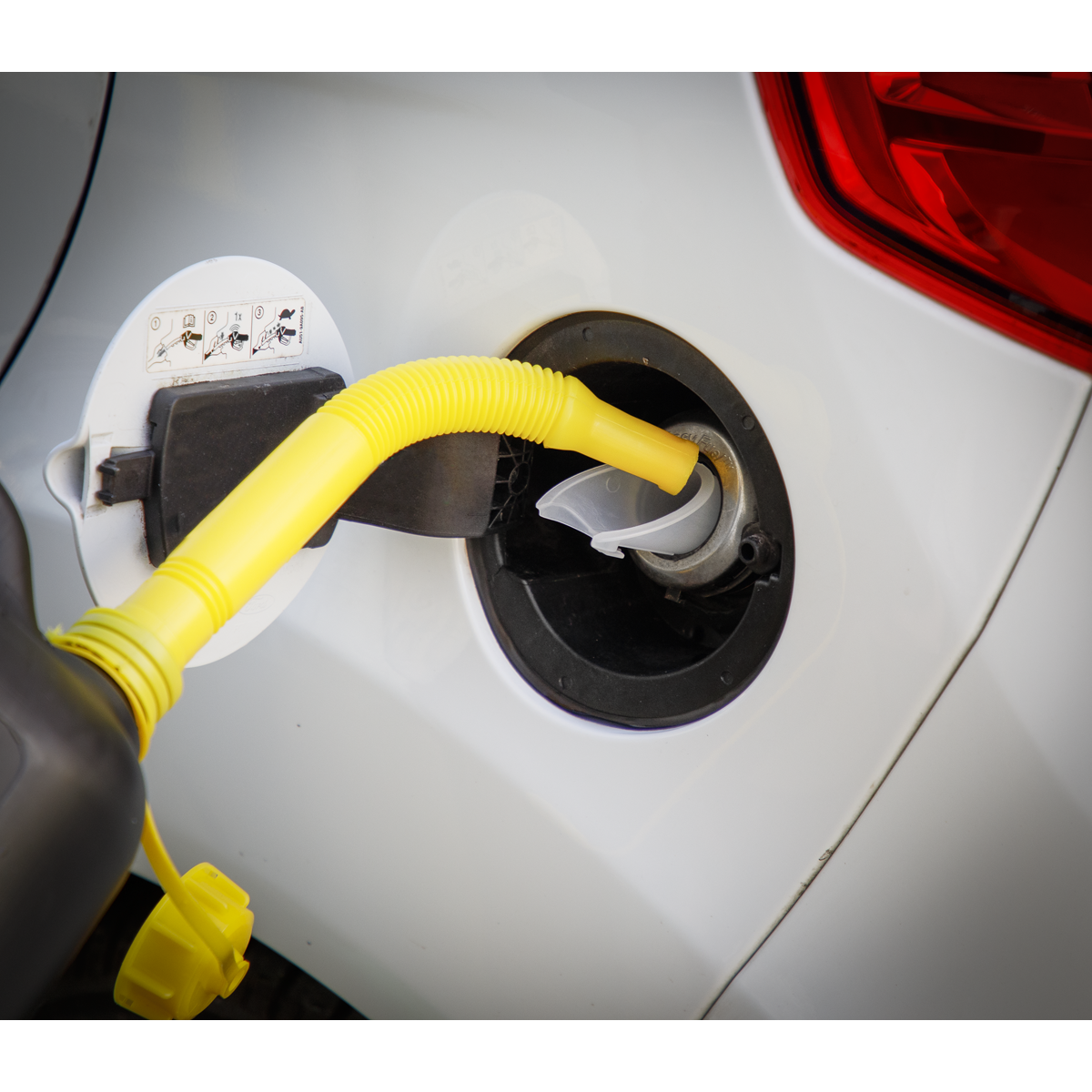 Sealey VS71 Diesel Emergency Fuel Funnel for Ford