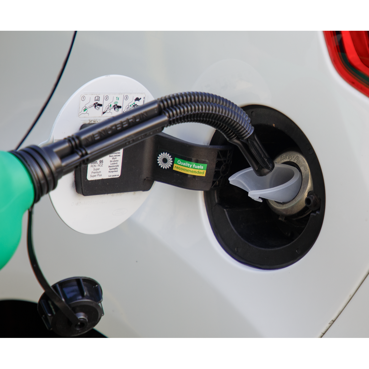 Sealey VS72 Petrol Emergency Fuel Funnel for Ford