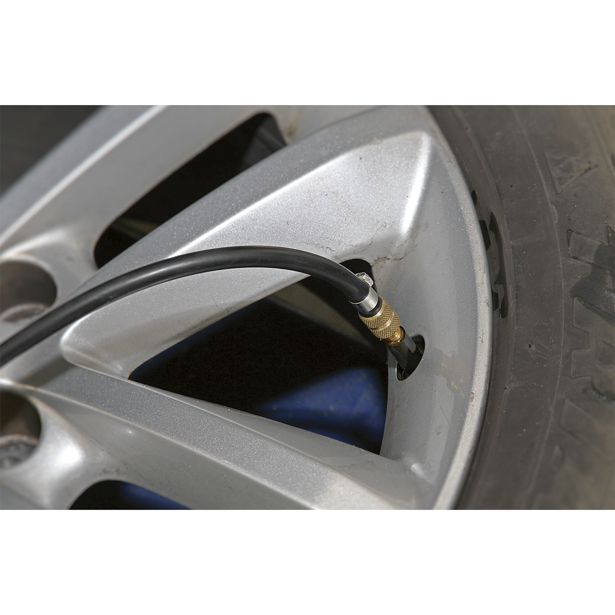 Sealey VS821 Pneumatic Brake & Clutch Bleeder 1.5L