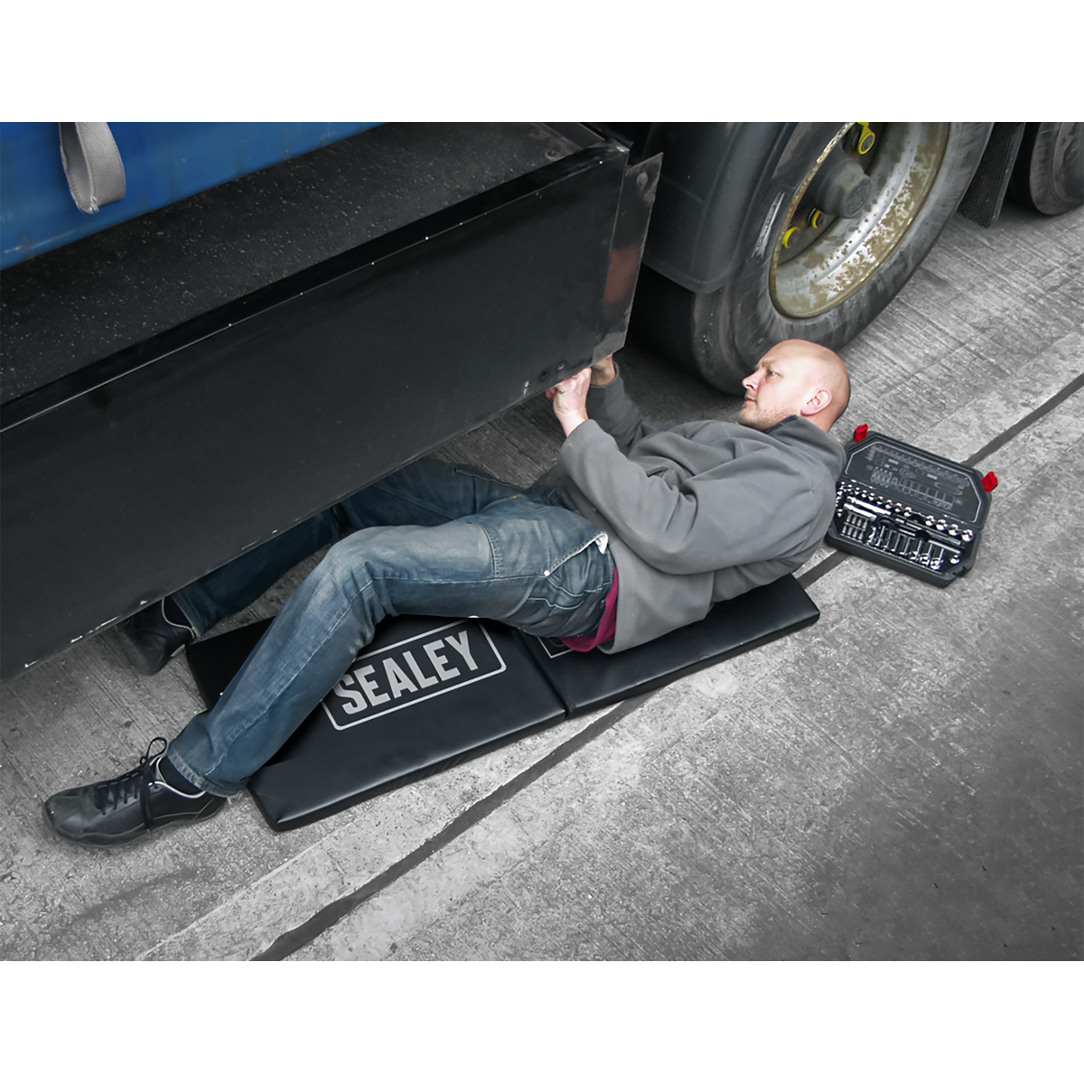 Sealey VS858 Folding Mechanic's Work Mat 38mm