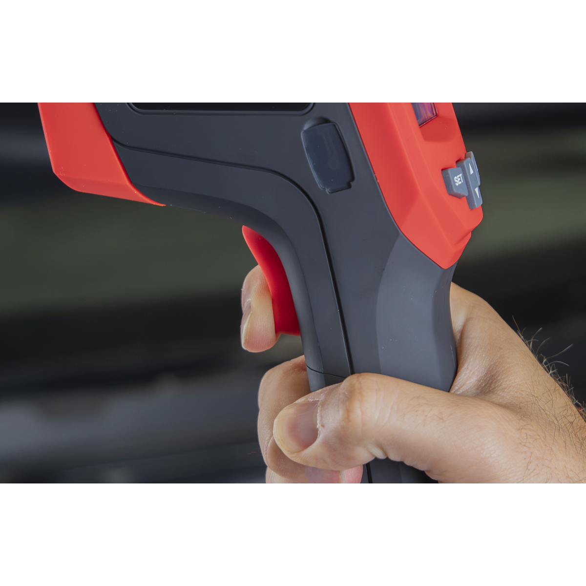 Sealey VS942 Infrared Dual Laser Digital Thermometer 30:1