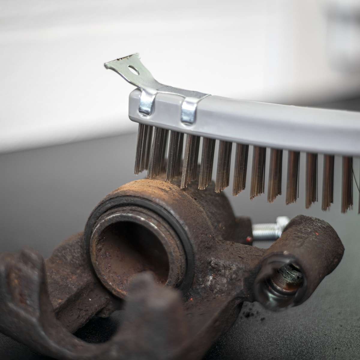 Sealey WB105 Wire Brush with Stainless Steel Fill & Scraper