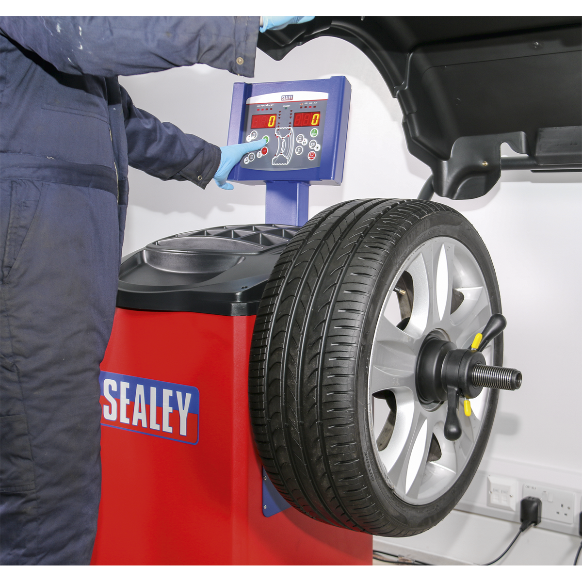 Sealey WB10 Semi-Automatic Wheel Balancer