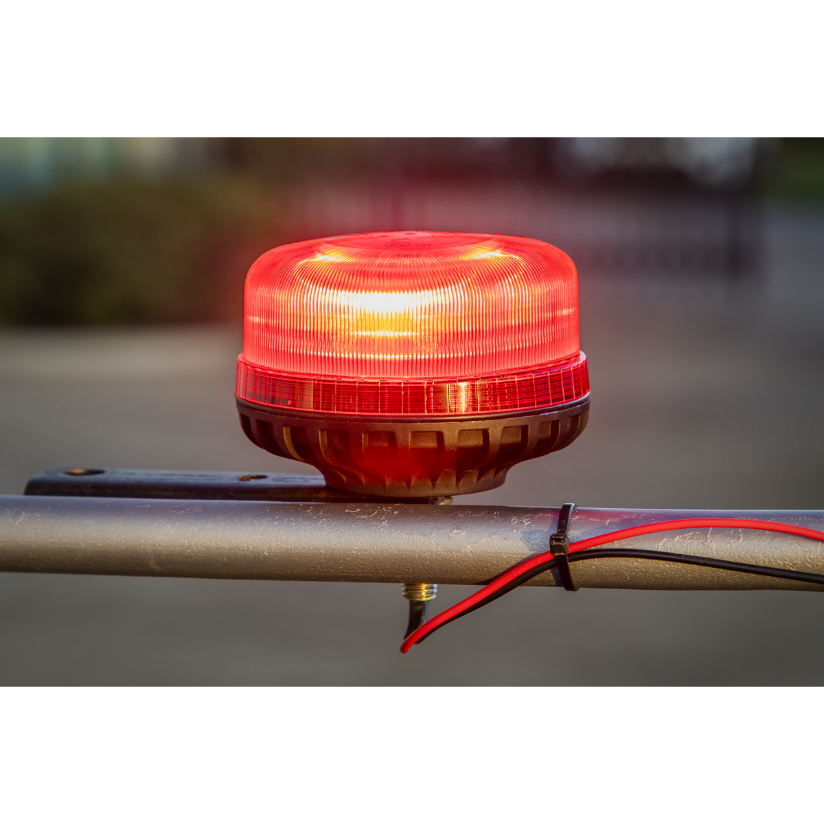 Sealey WB951LEDR Warning Beacon with 12mm Bolt Fixing 36W SMD LED 12/24V - Red