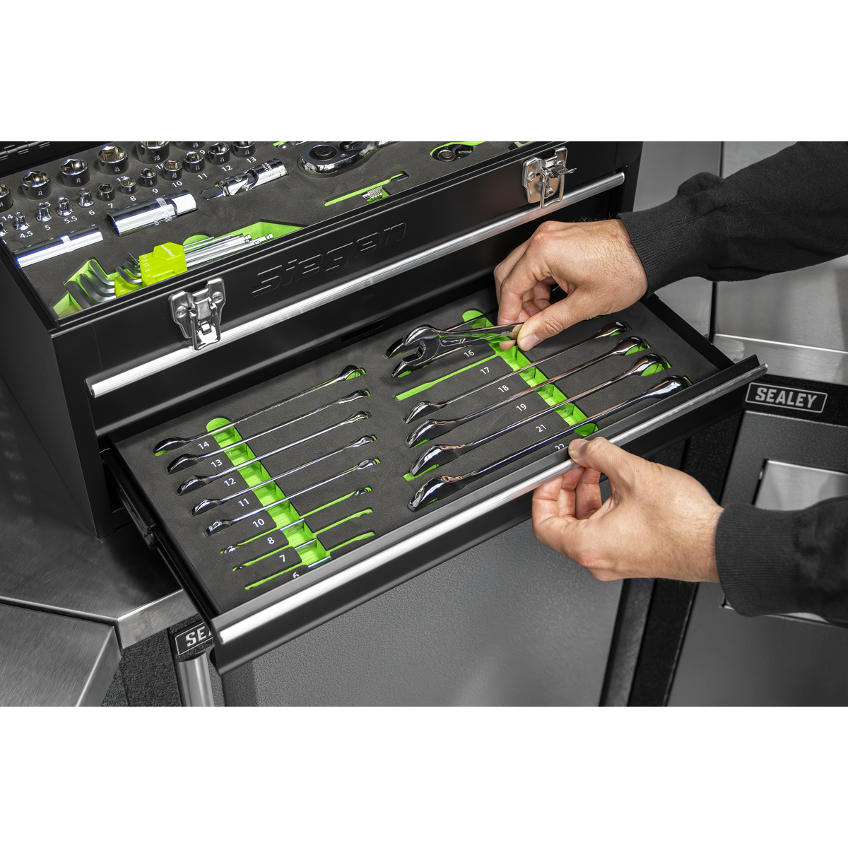 Siegen S01055 Siegen Portable Tool Chest 2 Drawer with Tool Kit 90pc