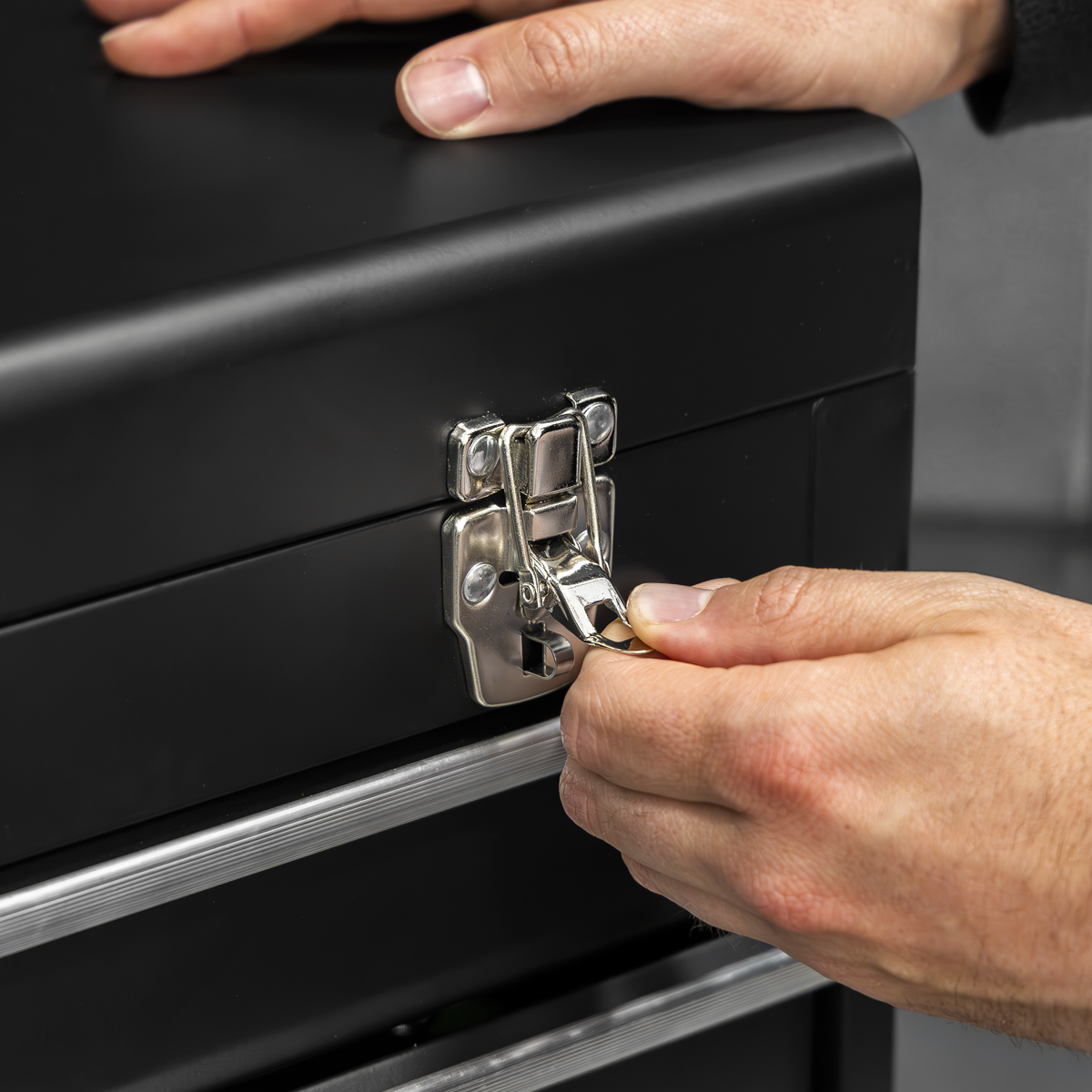 Siegen S01055 Siegen Portable Tool Chest 2 Drawer with Tool Kit 90pc