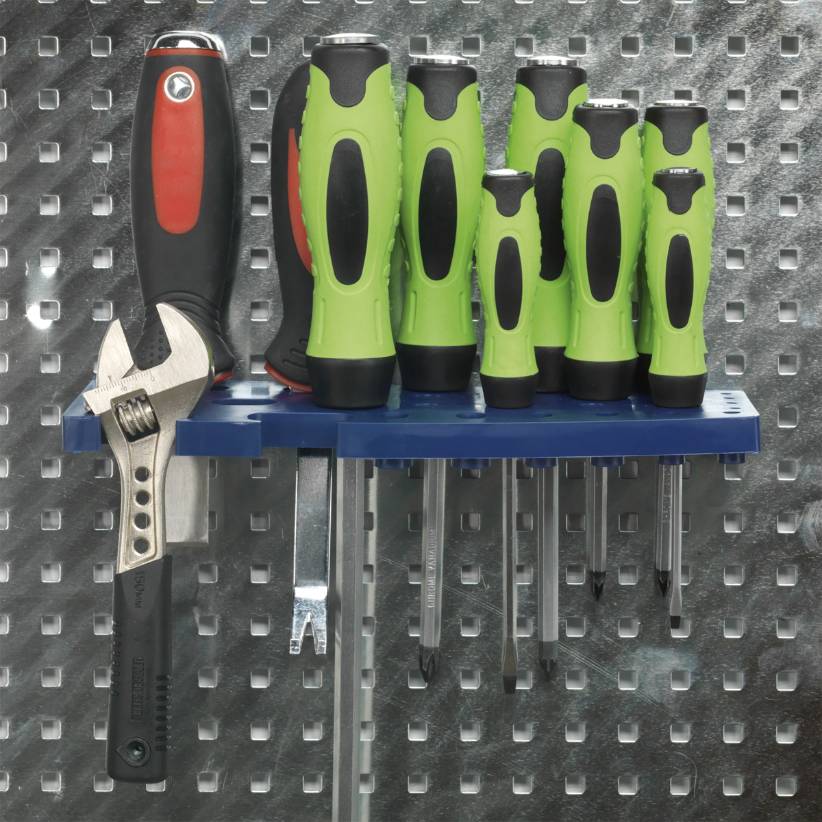 Siegen S01102 Siegen Wall Storage Pegboard Set 34pc