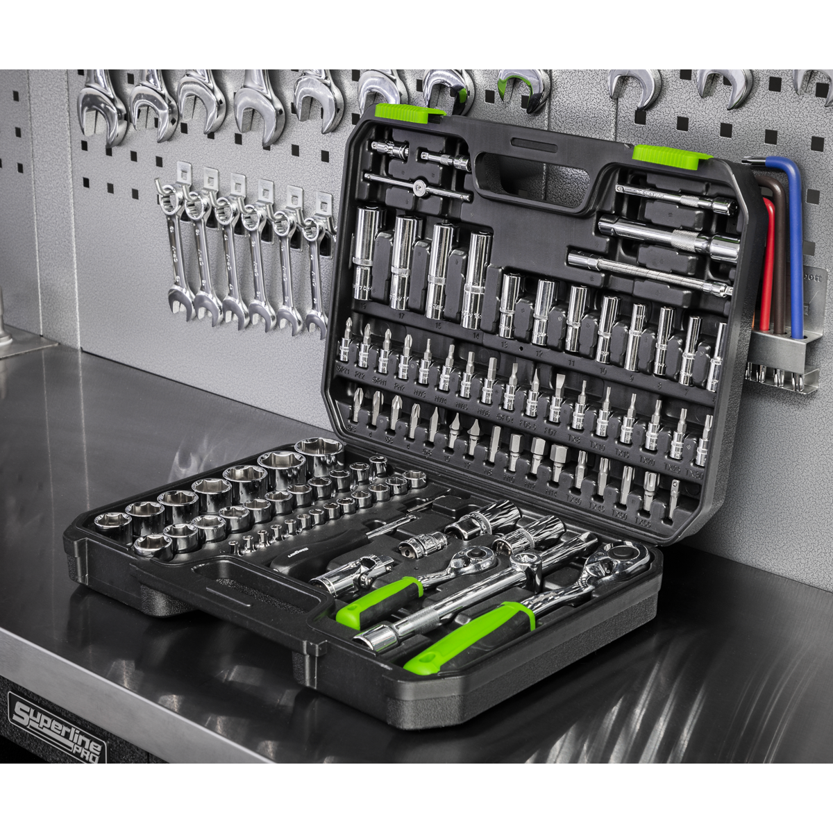 Siegen S01210 Siegen Socket Set 1/4" & 1/2"Sq Drive 94pc