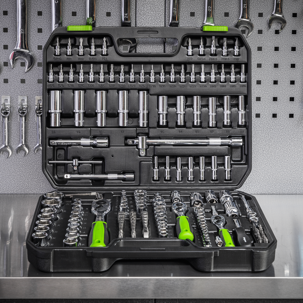 Siegen S01211 Siegen Socket Set 1/4", 3/8" & 1/2"Sq Drive 171pc