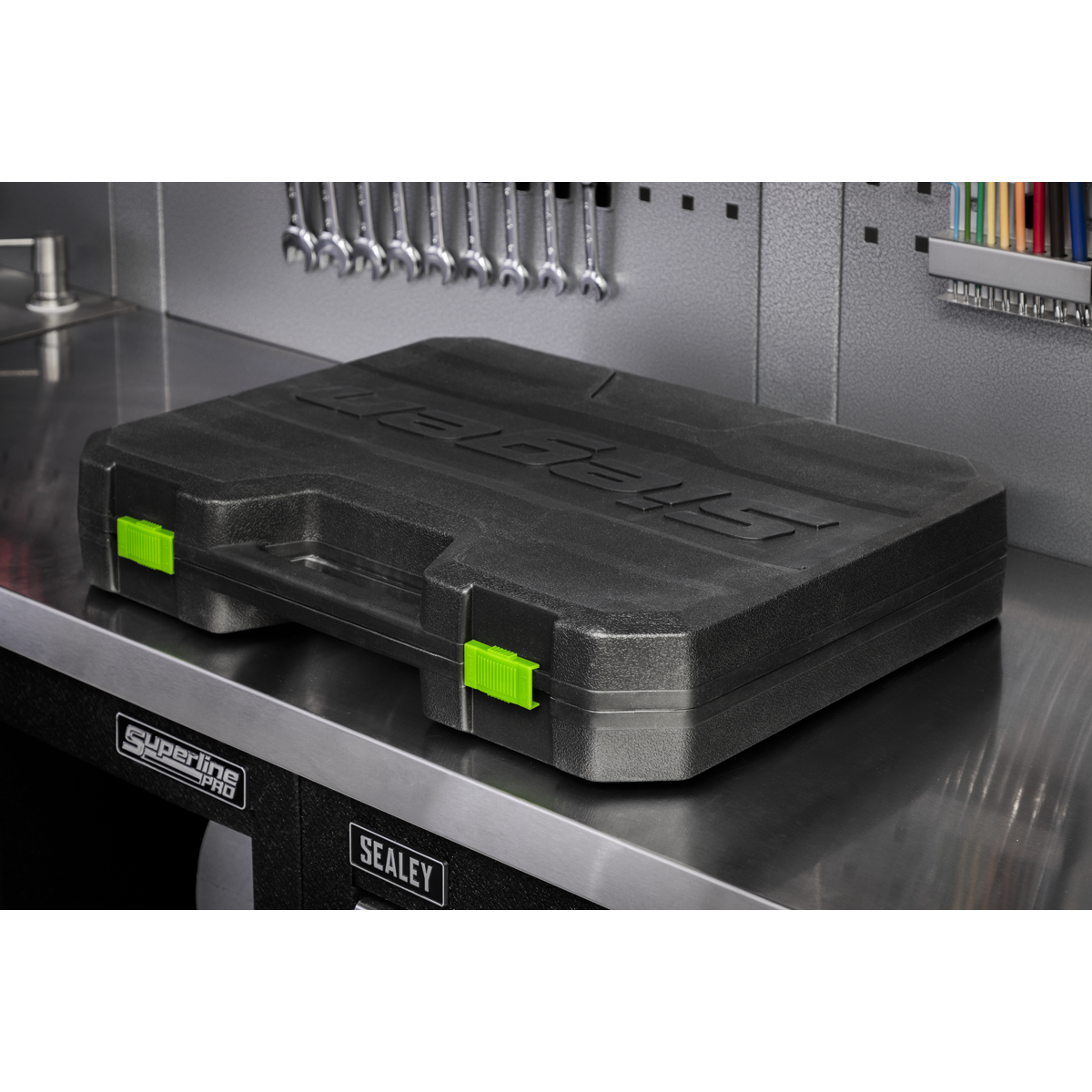 Siegen S01213 Siegen Tool Kit 84pc