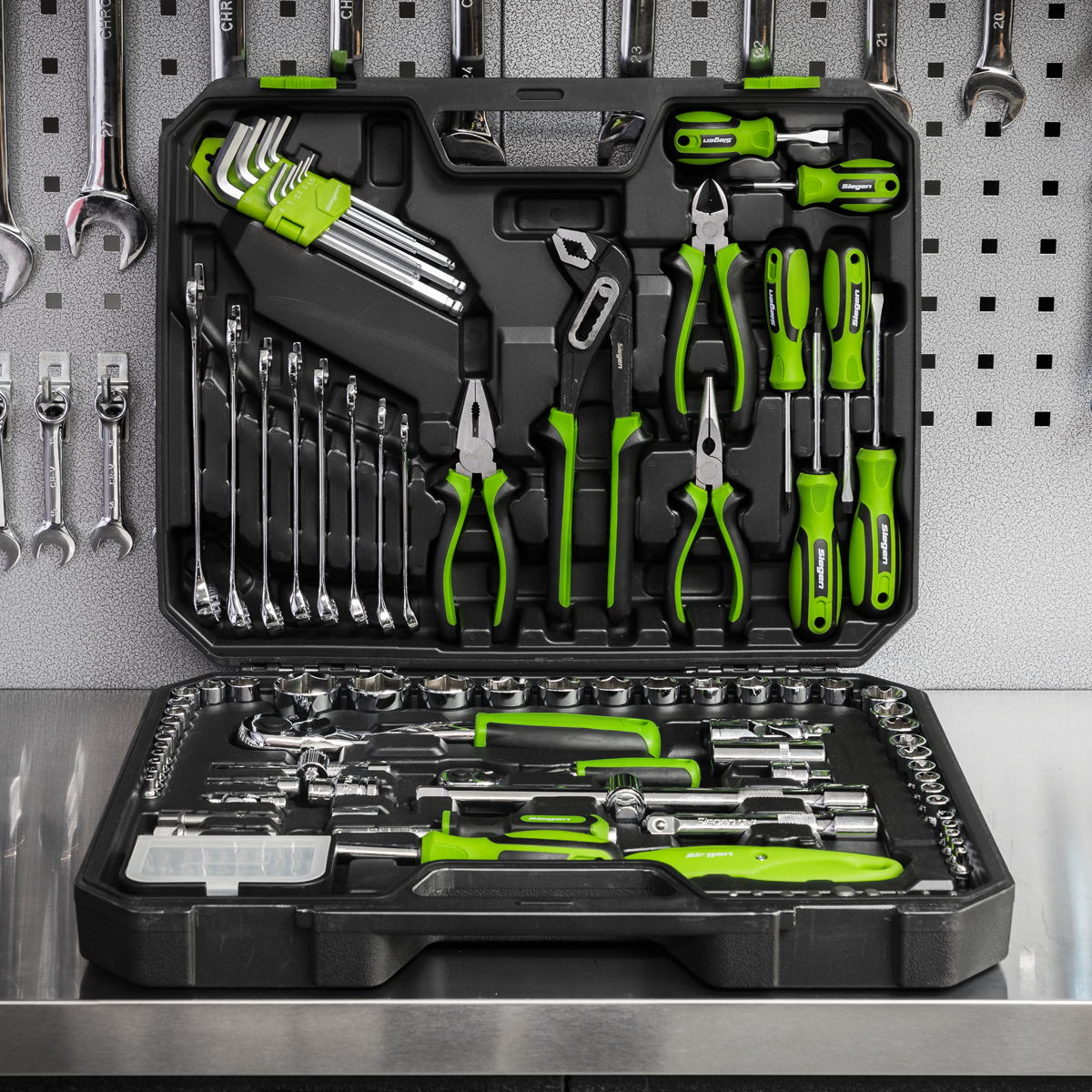 Siegen S01214 Siegen Mechanic's Tool Kit 135pc