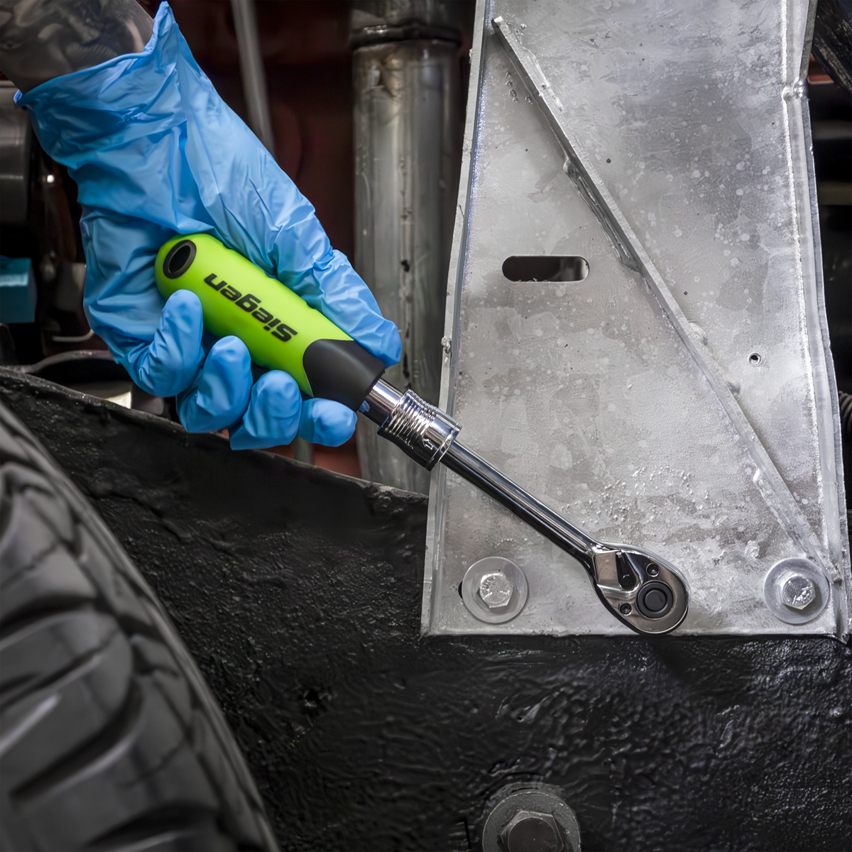 Siegen S01286 Siegen Extendable Ratchet Socket Set 1/4"Sq Drive 26pc