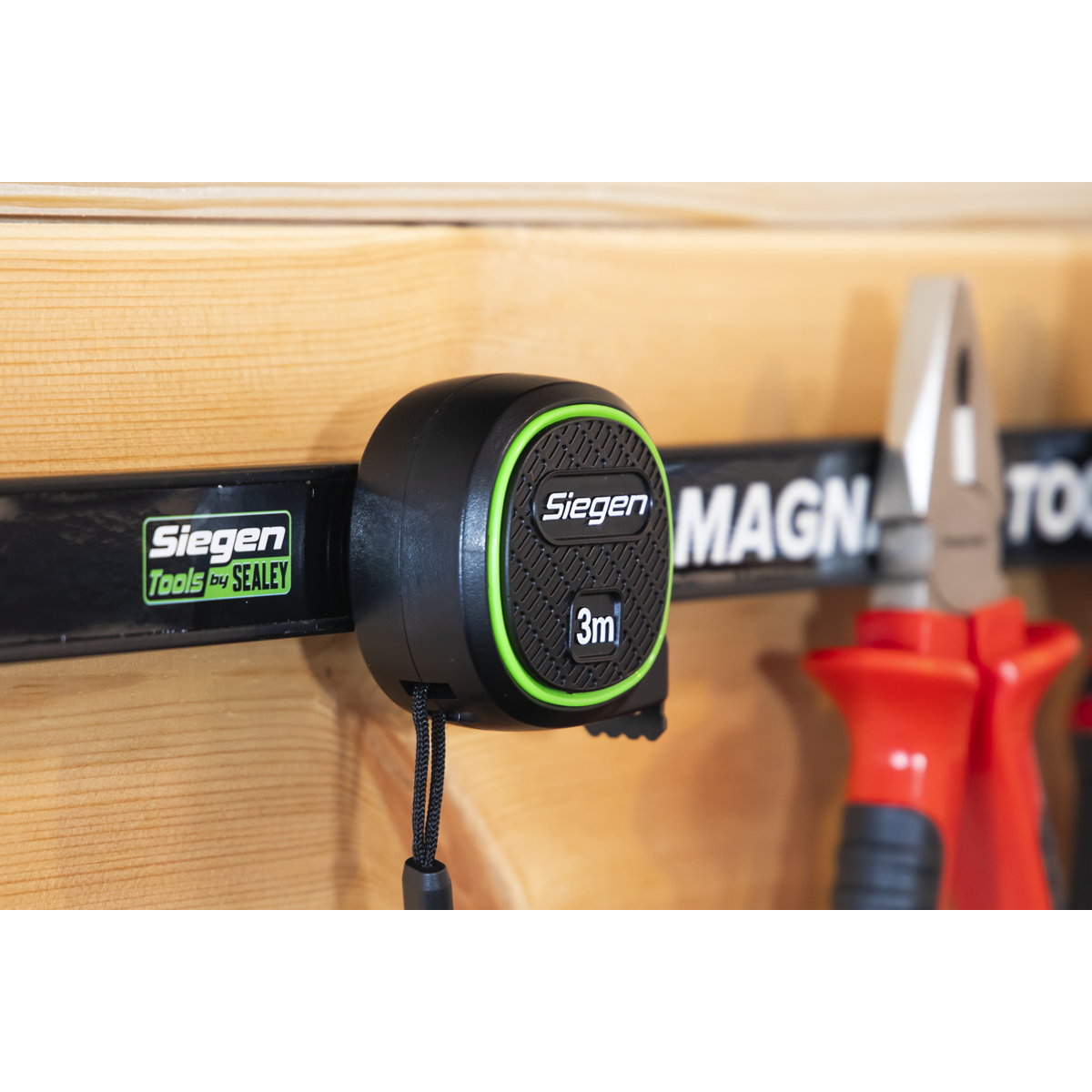 Siegen S01327 Metric/Imperial Auto Lock Tape Measure 3m(10ft) x 16mm