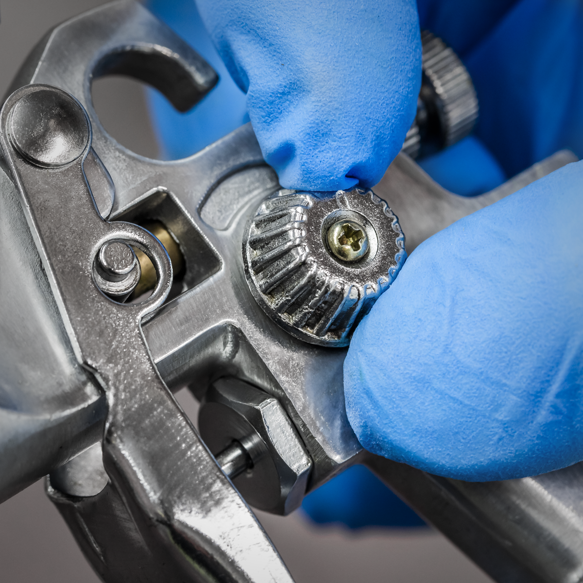 Siegen S631 Siegen General-Purpose Gravity Feed Touch-Up Spray Gun 1mm Set-Up