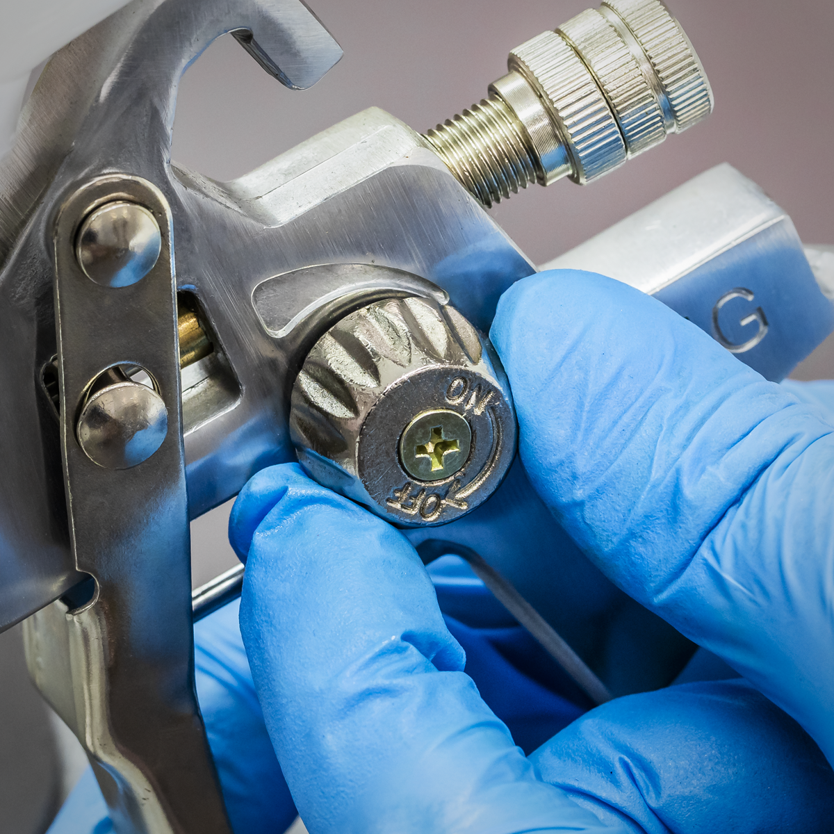 Siegen S641G Siegen General-Purpose Gravity Feed Spray Gun 1.4mm Set-Up