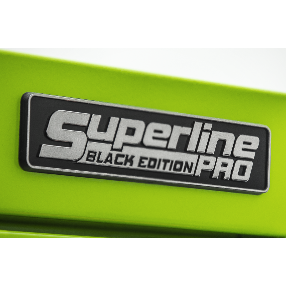 Superline Pro AP6103BE Superline PRO® Black Edition Top Hutch & 2 Drawer Riser 1549mm