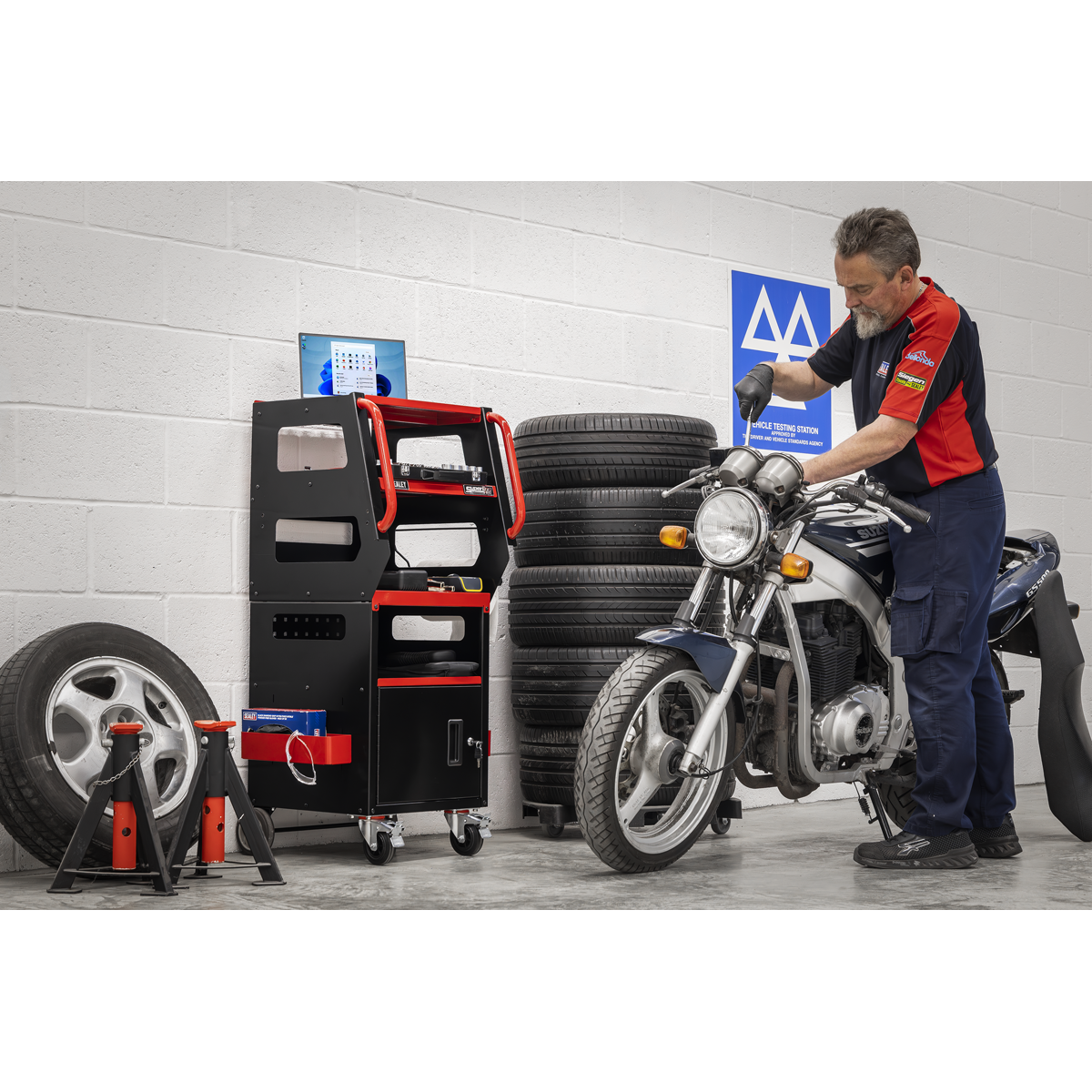 Superline Pro APDT435R Superline PRO® Diagnostics Trolley 4-Level