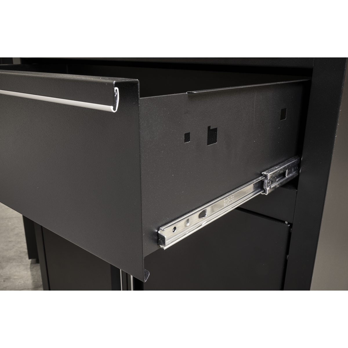 Superline Pro APMS2HFPD Superline PRO® Rapid-Fit Modular Wall & Base Cabinet with Drawer