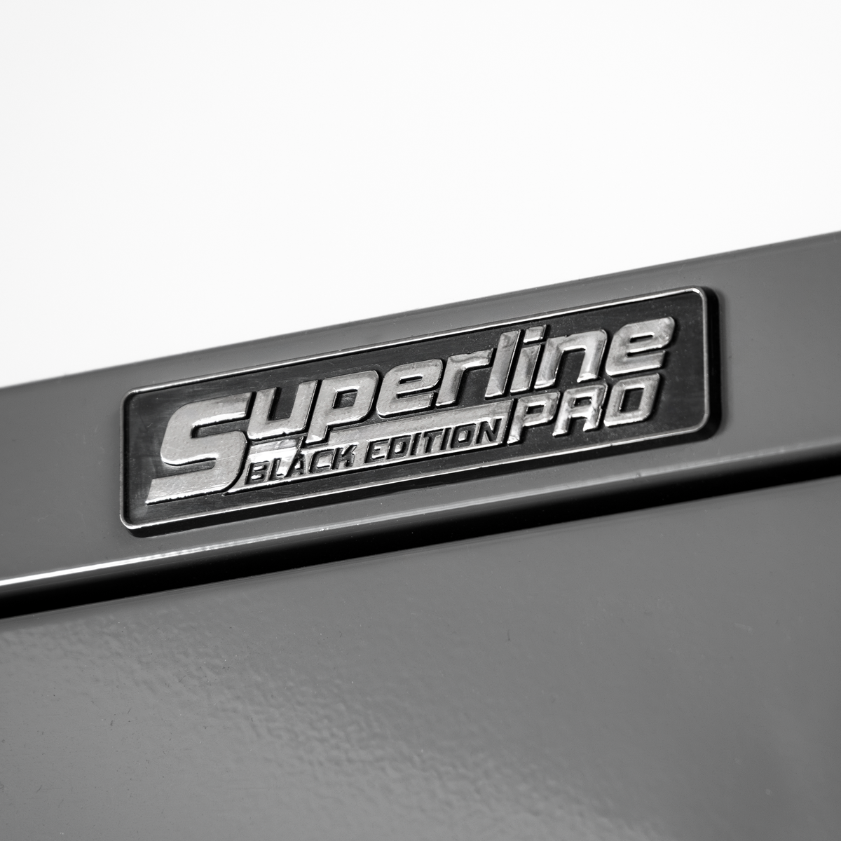 Superline Pro APMS32BE Superline PRO® Black Edition Modular Wall Cabinet 680mm