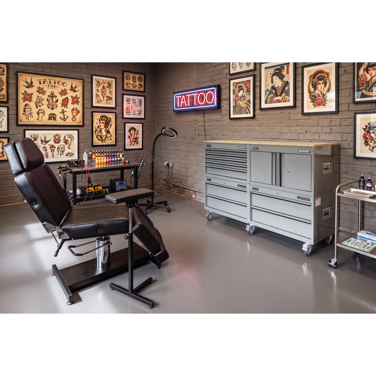Superline Pro APMSCCOMBO5 Superline PRO® Connect Modular Storage System with Rubber Wood Worktop 1.36m