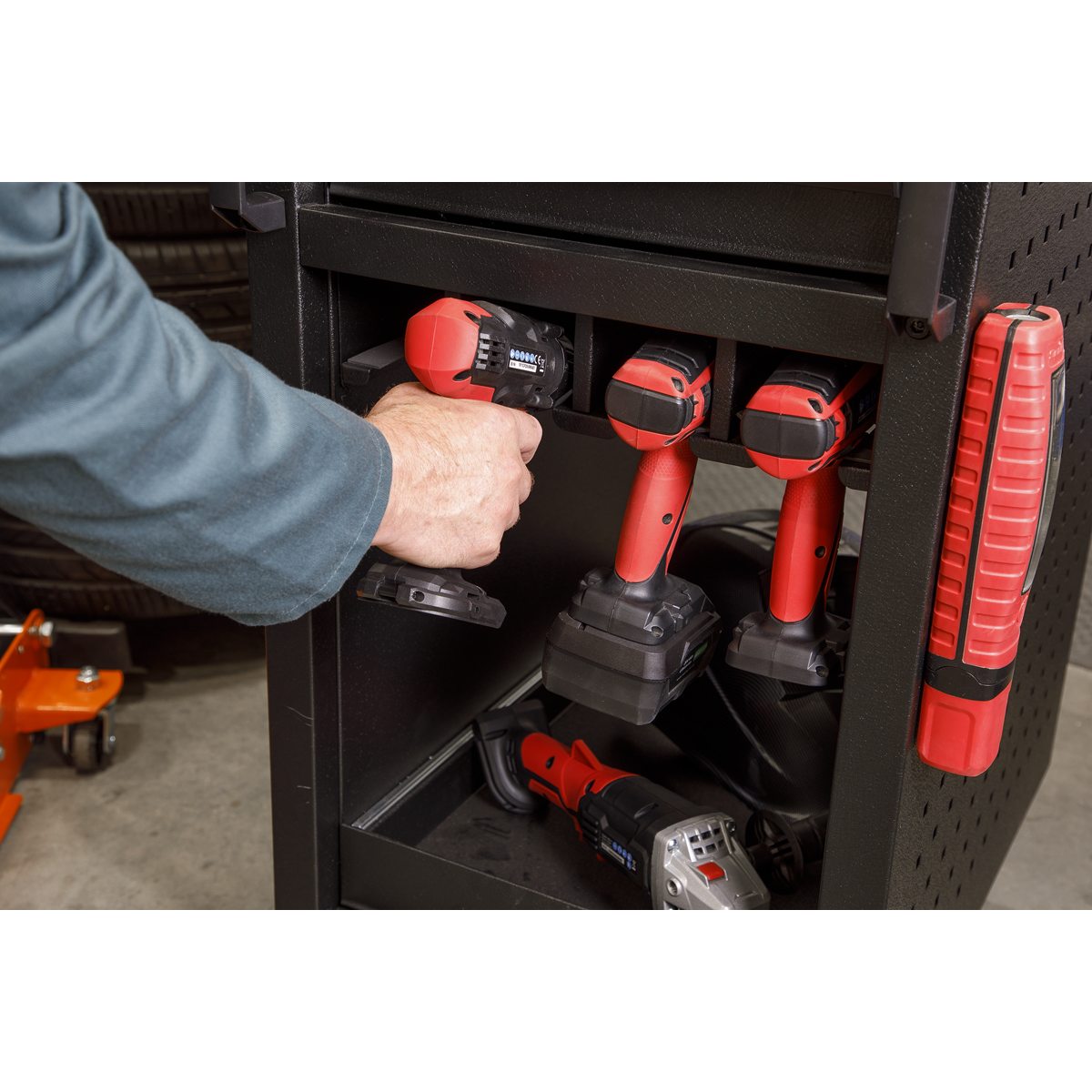 Superline Pro APPTR8 Superline PRO® 8 Power Tool Rack Trolley 450mm