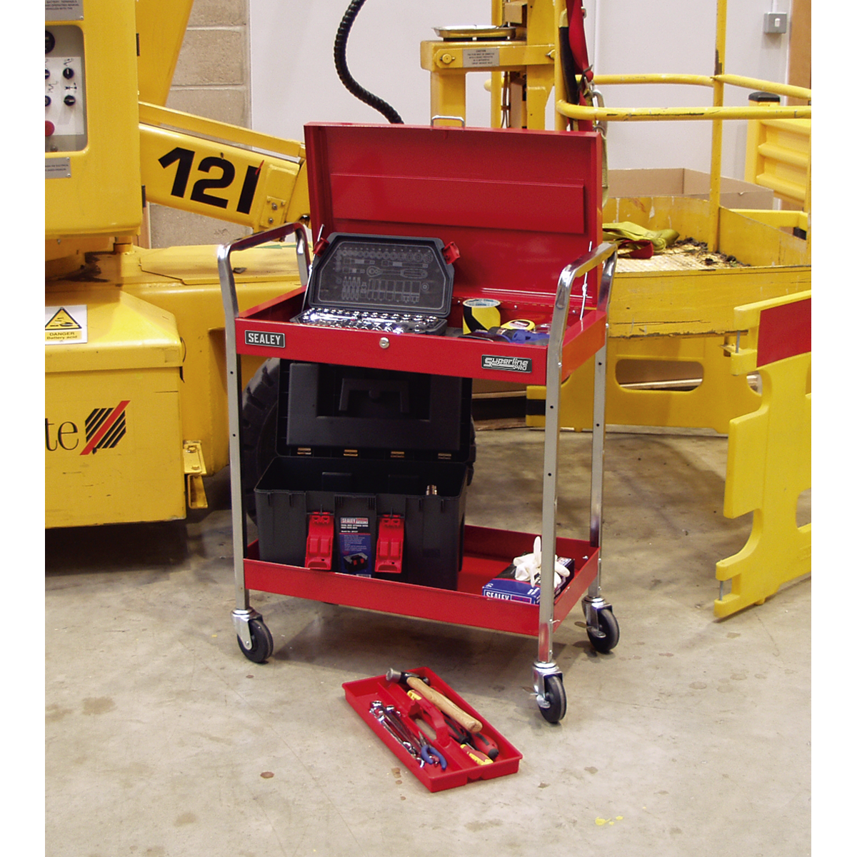 Superline Pro CX104 Superline PRO® Heavy-Duty Trolley with Lockable Top 2-Level