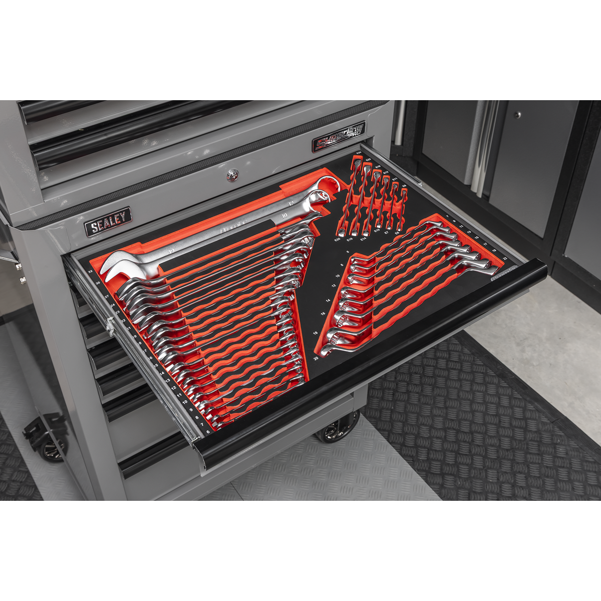 Superline Pro TBTPCOMBO6 Superline PRO® Tool Chest Combination 14 Drawer with 446pc Tool Kit - Grey