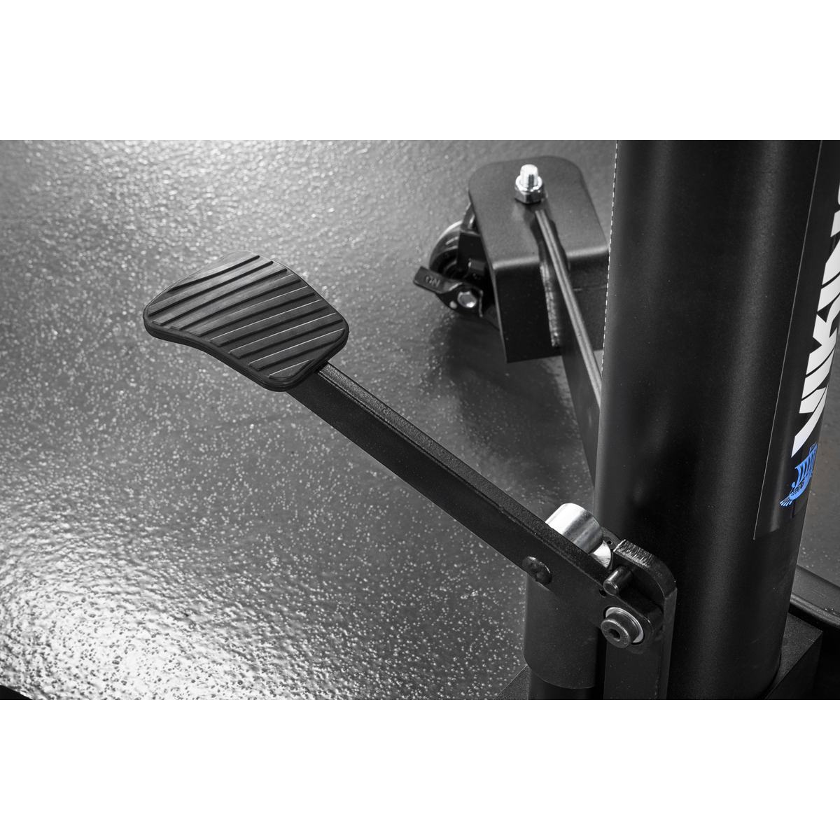 Viking 500TTJ Telescopic Vertical Transmission Jack 600kg
