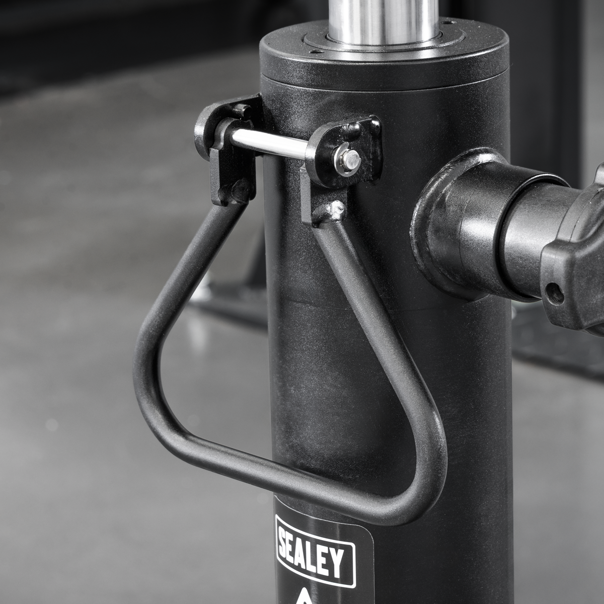 Viking 500TTJ Telescopic Vertical Transmission Jack 600kg