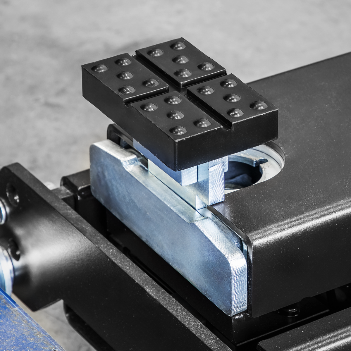 Viking SJBEX.A05 Cross Slotted Rubber Support for Viking Jacking Beams 82mm