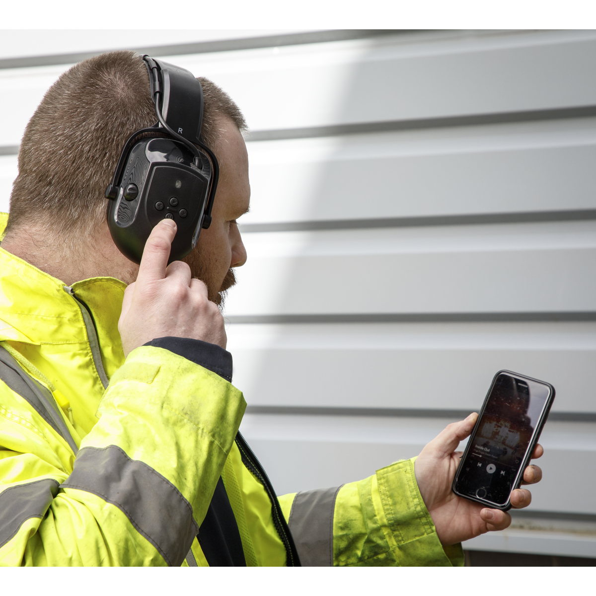 Worksafe 9420 Worksafe® Wireless Electronic Ear Defenders